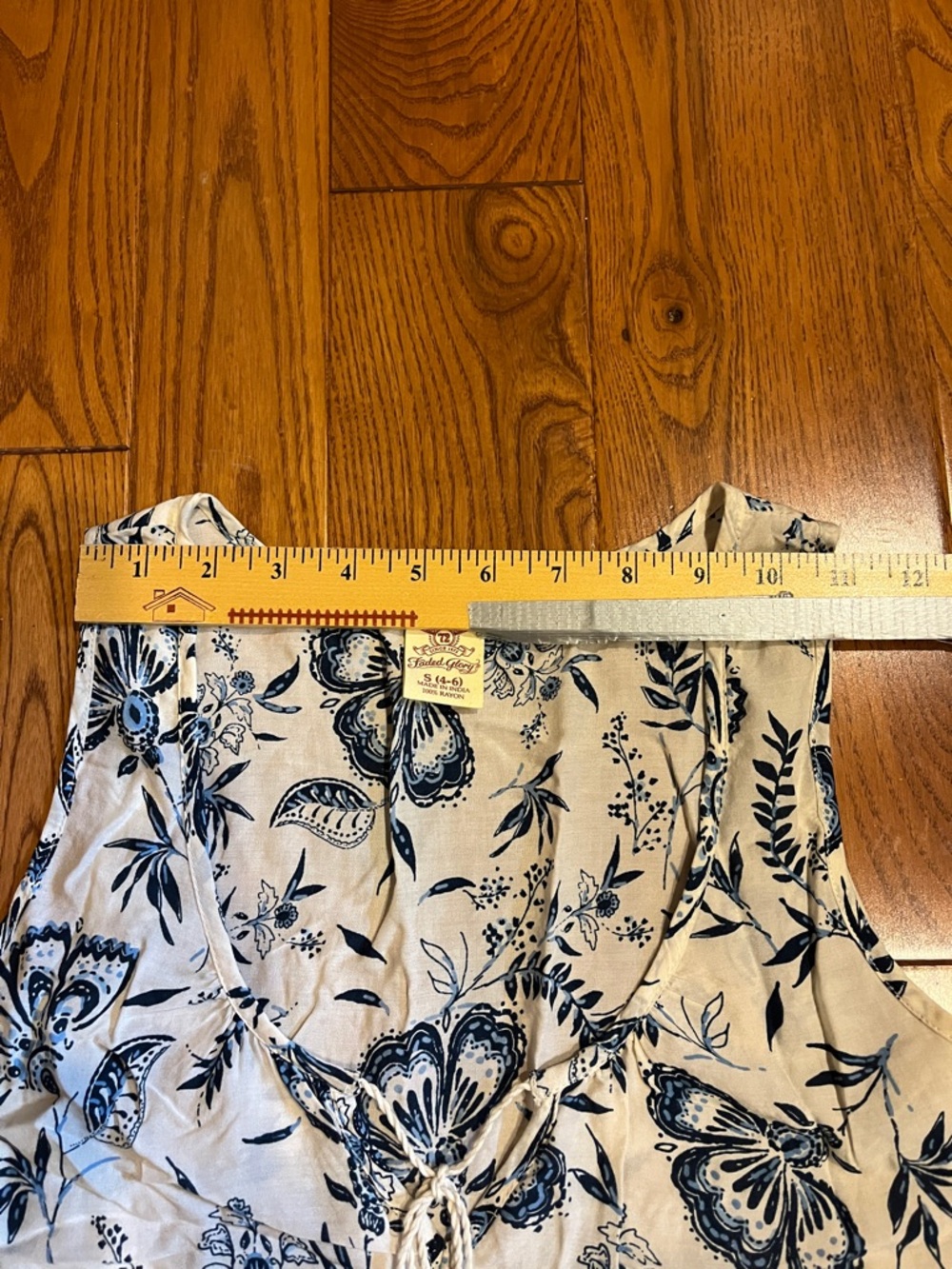 Faded Glory boho style white Top with Blue Floral Print size S(4-6) - Picture 12 of 14